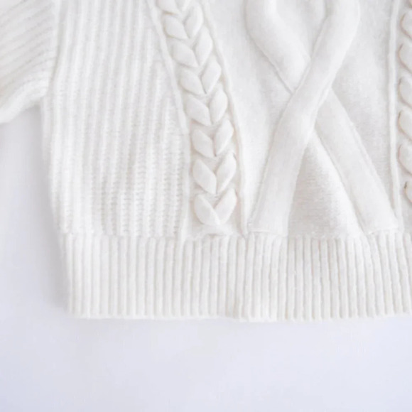 Elizabeth and James Cream Cable Knit Slightly Cropped Mockneck Sweater Med - Picture 7 of 12